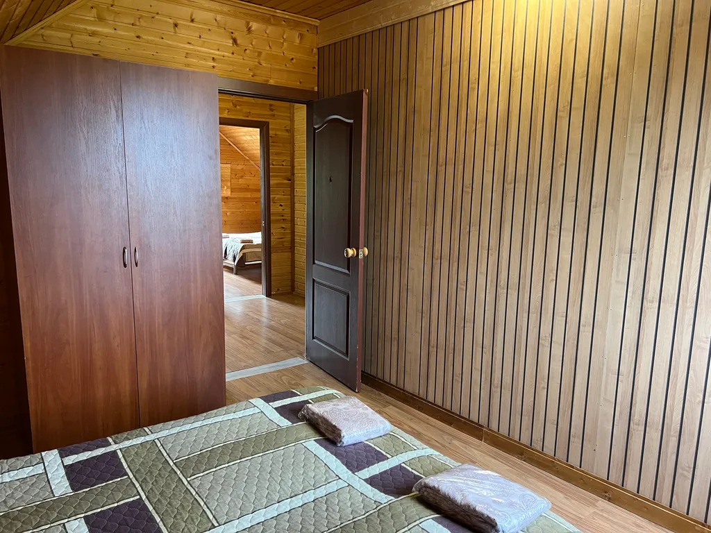 Уютный коттедж у озера