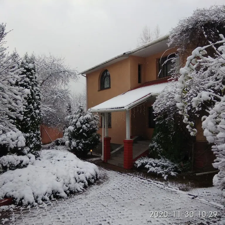 Элитный коттедж в сосновом бору под Минском