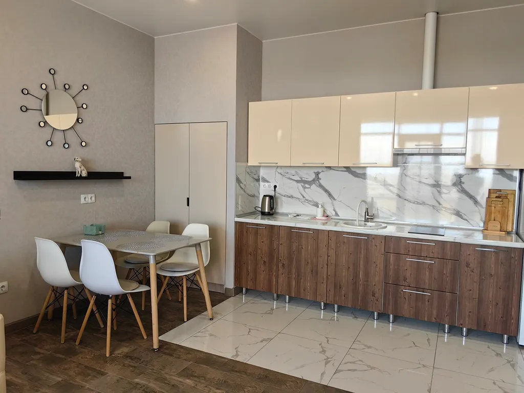 Апартамент на первой линии моря