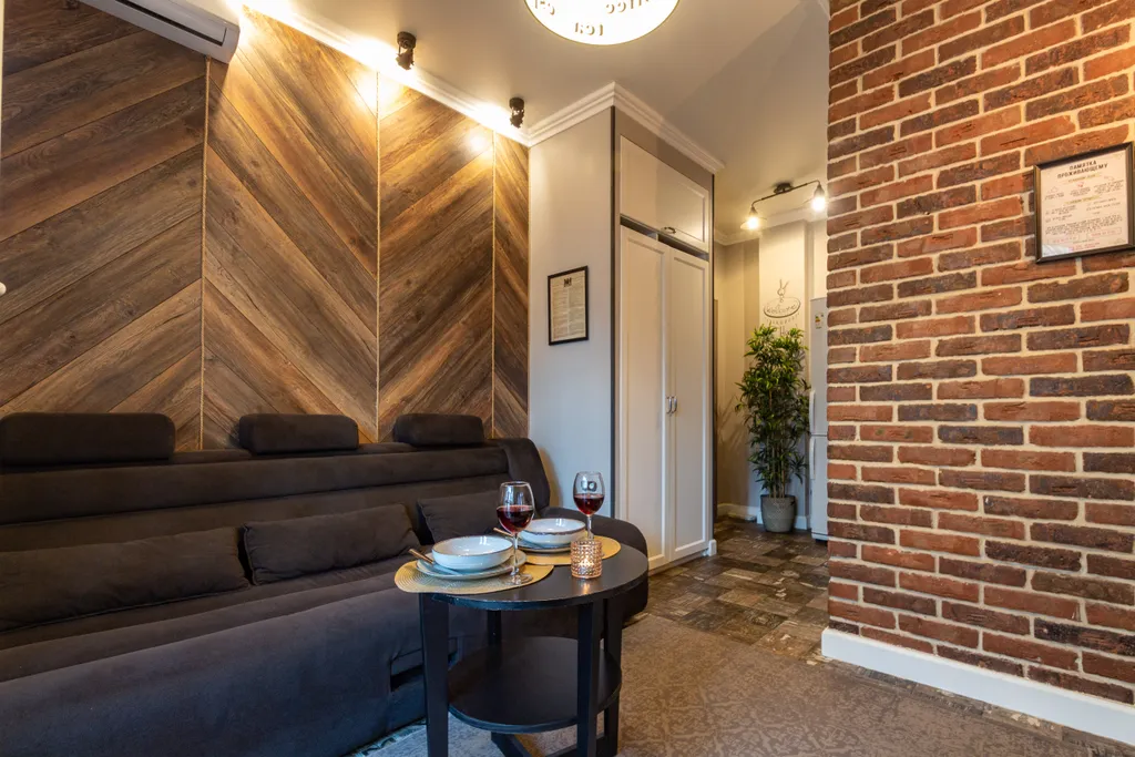 Лофт с витражом в самом центре