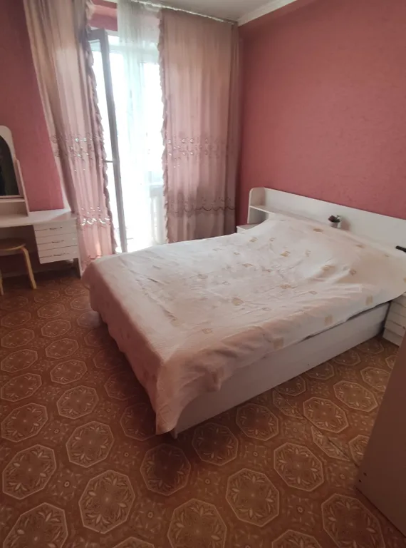 Уютная, удобная двухкомнатная квартира с красивым видом из окон