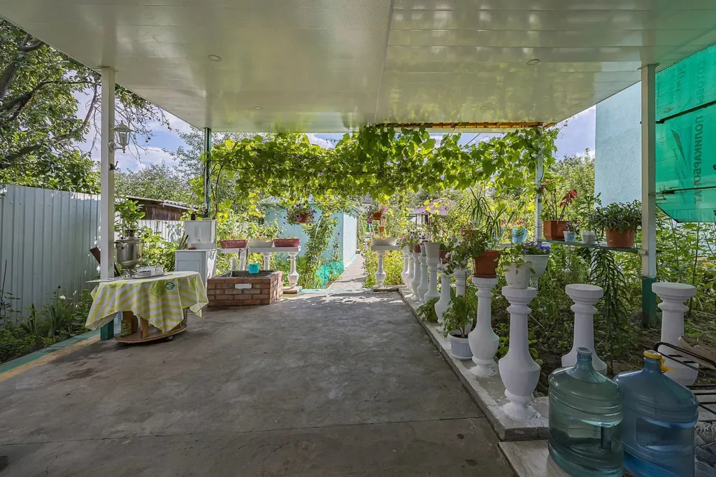 Дом в черте города