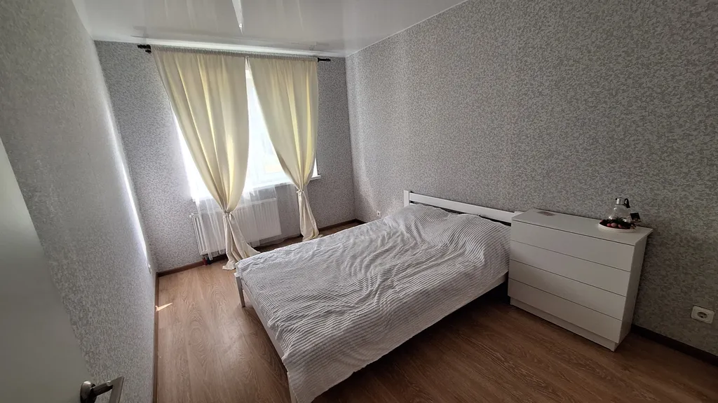 Квартира Квартира Пoлнoцeннaя 2-уx кoмнатная большая квapтирa с раздельным санузлом — Янино-1