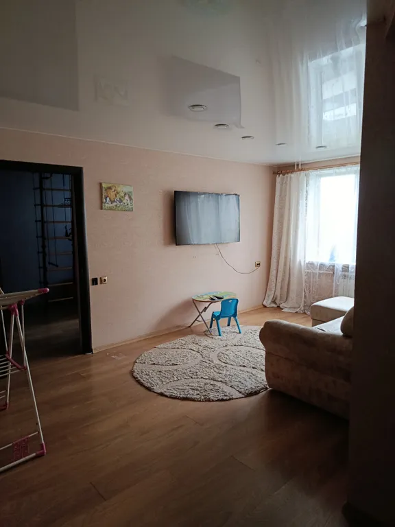 Чистая, уютная, трёхкомнатная квартира с евроремонтом и удобствами