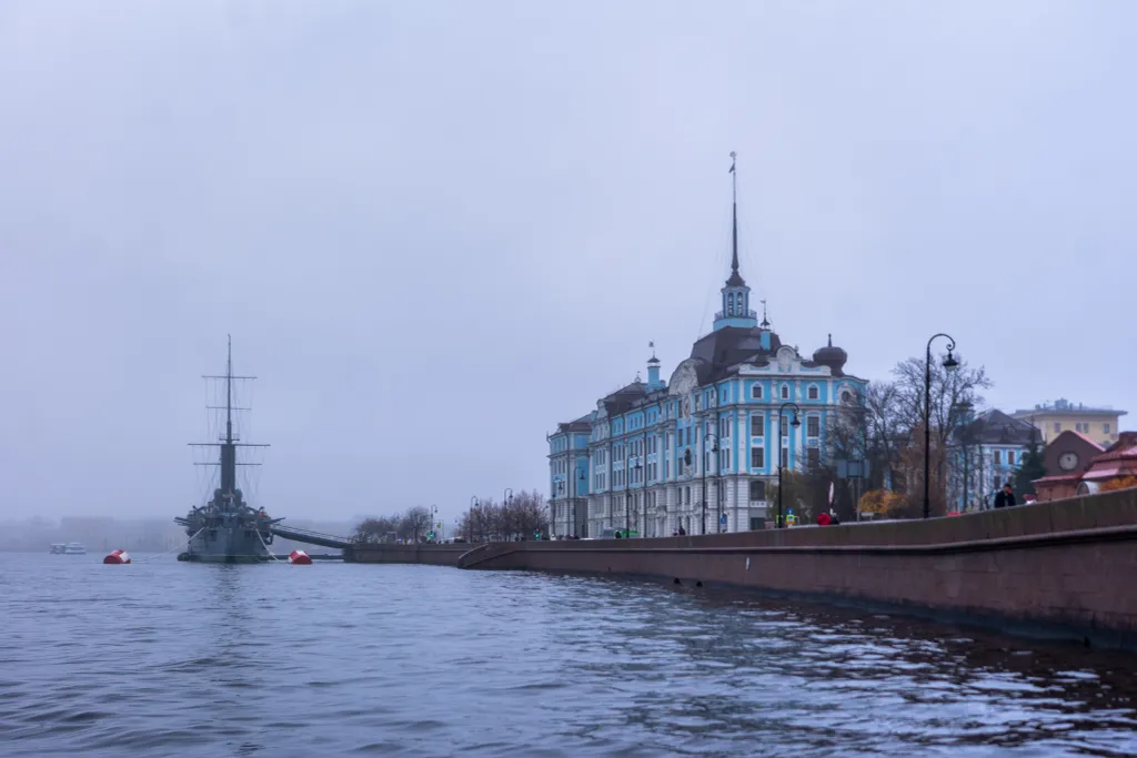 Квартира Квартира Уютная студия у речки большая невка — Санкт-Петербург