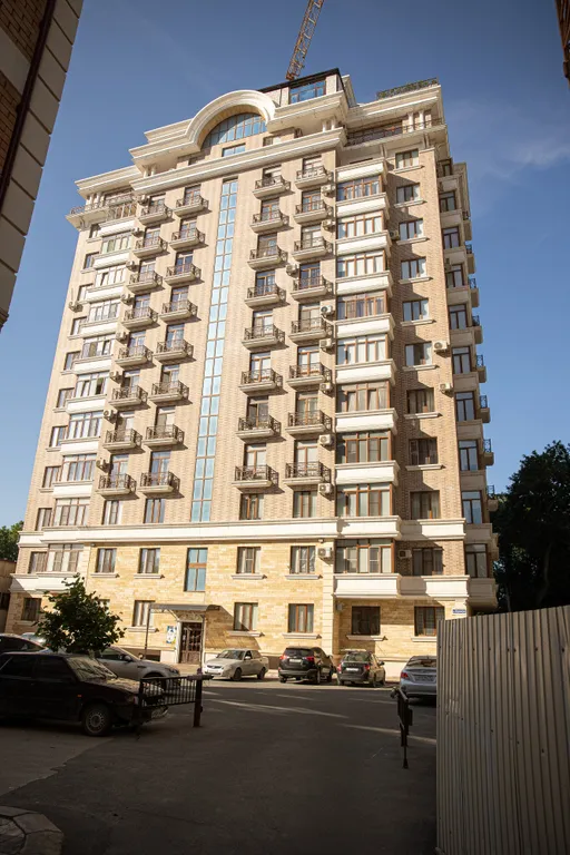 Квартира 1-комнатная квартира в центре города с панорамными окнами — Махачкала