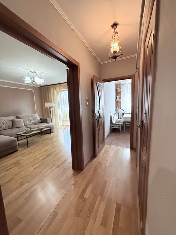 Квартира Большая трехкомнатная квартира на Лермонтова — Зеленоградск