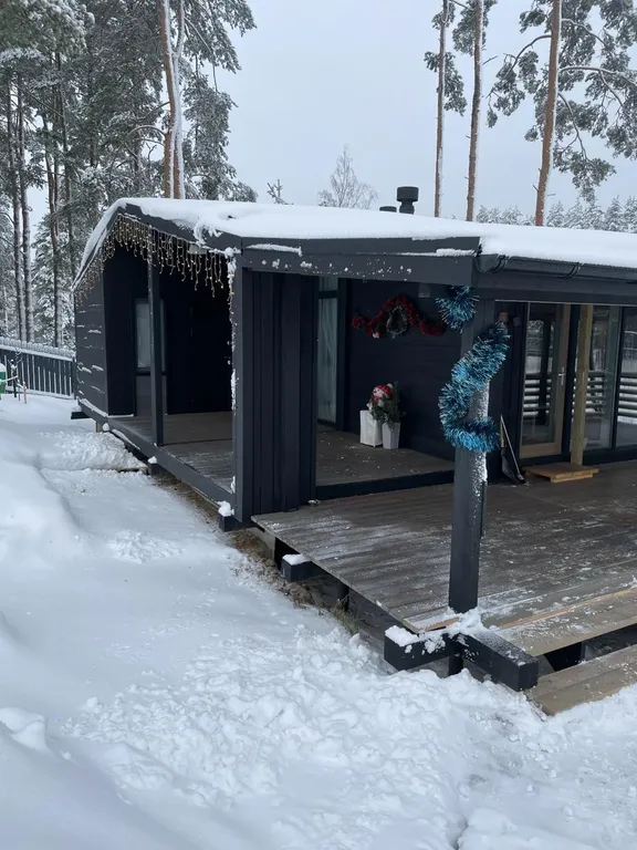 Дом на возвышенности с видом на лес в КП Сосновские озера