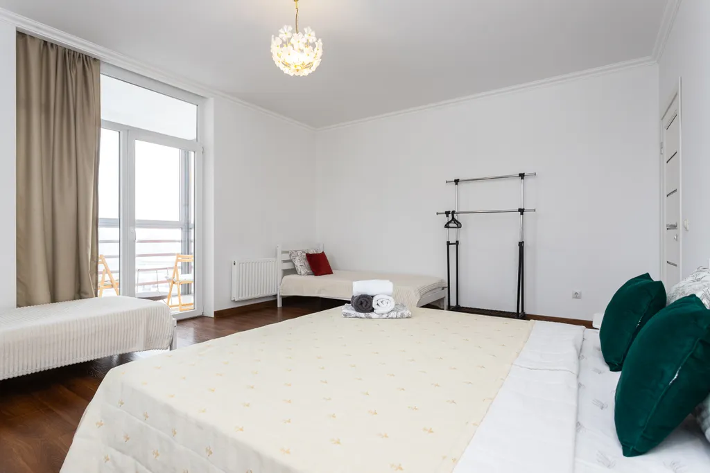 Шикарная Квартира в Центре города, с видом на Верхнее озеро.