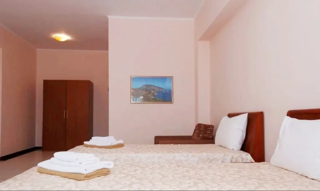 Квартира Комната — аренда посуточно в Ливадия