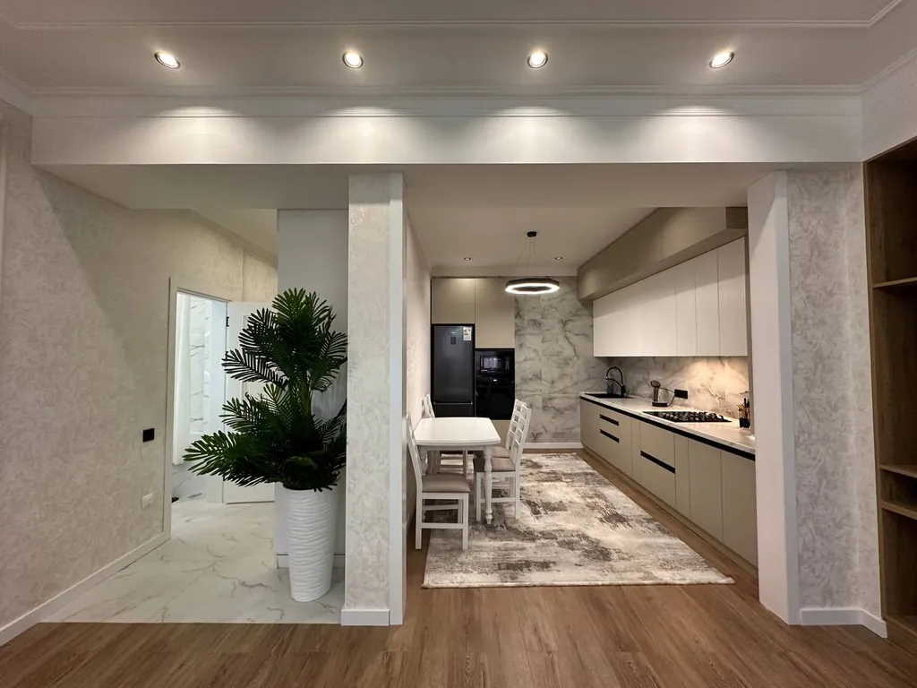 Brodway apartment 20 in Bay tash tower