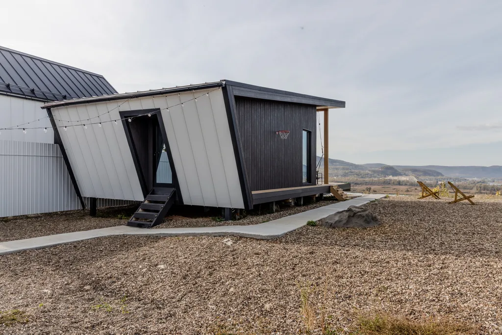 Дом Марс-48 премиум класса с уникальным видом на горы и реку Сок