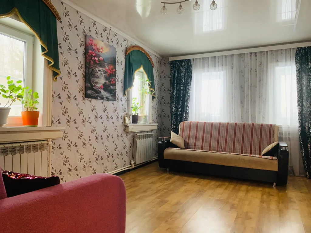 Дом с баней и с видом на Волгу