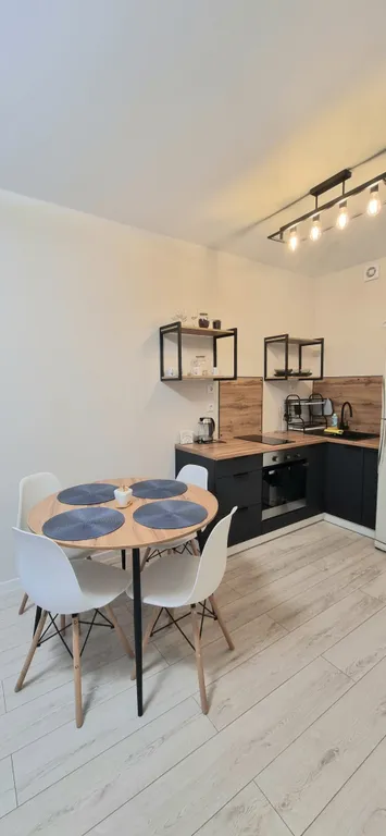 Уютная новая студия в современном жилом комплексе на берегу