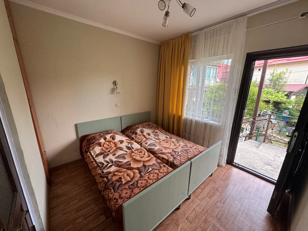 Квартира Комната — аренда посуточно в Лоо