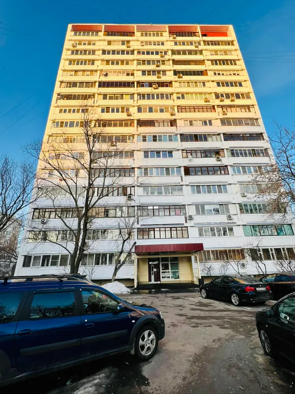 Квартира Комфортная квартира у метро Кузьминки!!! — Москва
