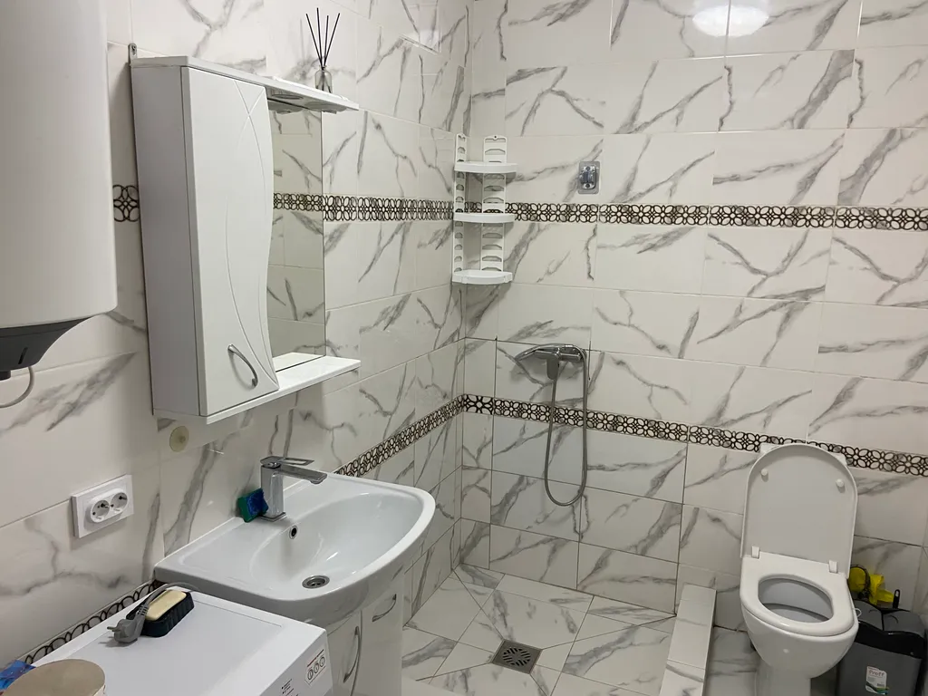 Дом под ключ без хозяев со своим двором