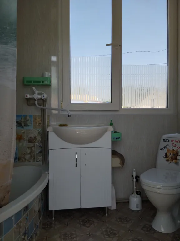 Дом у моря и парка фрунзе