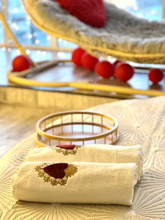 Видовой пентхаус-студия с террасой в самом центре