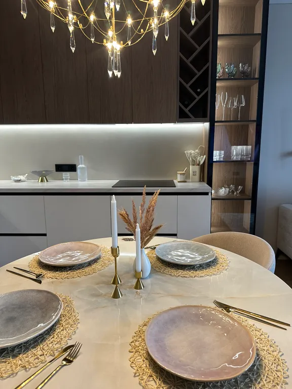 Современные и уютные апартаменты в центре рядом с парком и рекой