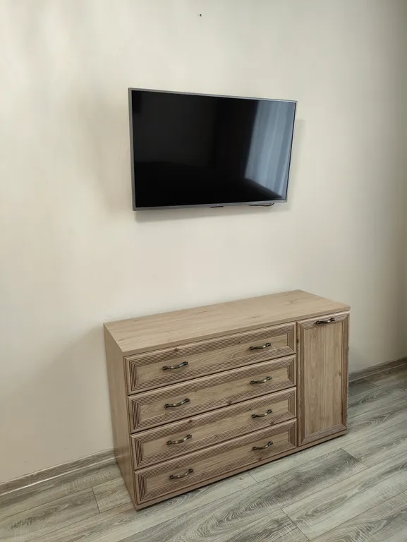 Уютная квартира в предгорье - окна на бассейн