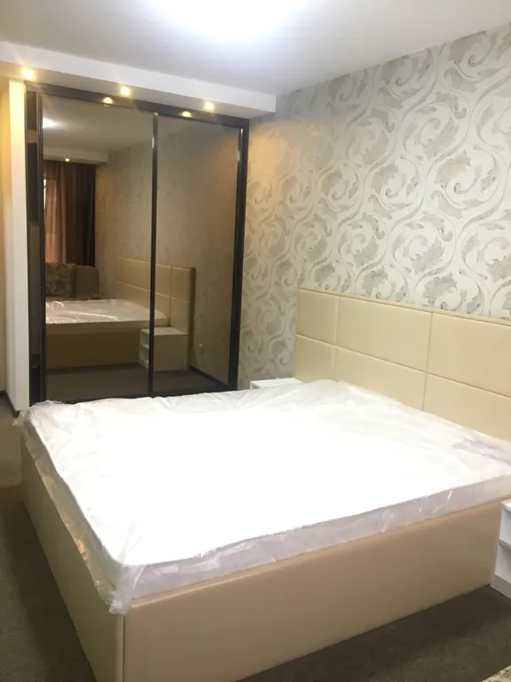 Очень большая и хорошая квартира — аренда посуточно в Назарово