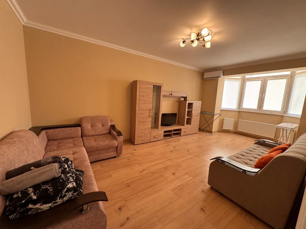 Уютная однокомнатная квартира с кондиционером — аренда посуточно в Нальчик