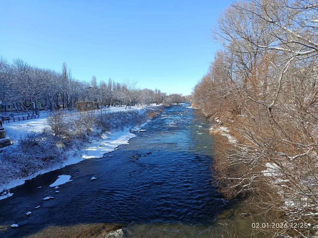 Уютная квартира у реки с панорамным видом на горы Машук и Бештау
