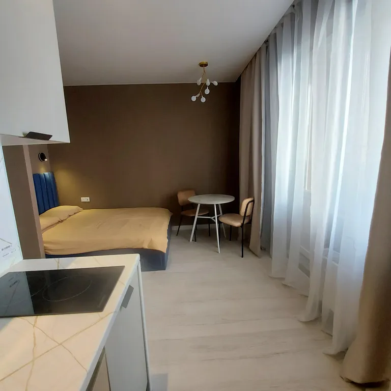 Студия с балконом