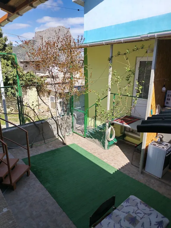 Экологичный деревянный коттедж в можжевеловой роще