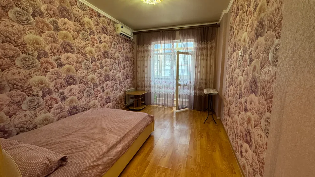 Уютная квартира в центре поселка