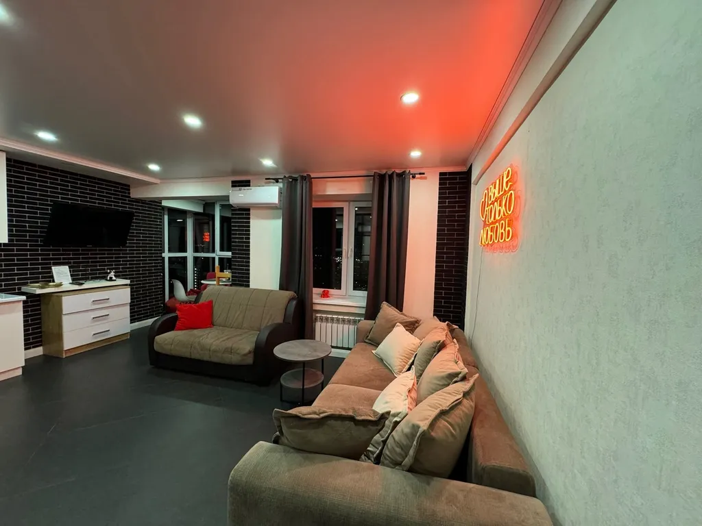 Красивая видовая студия с панорамой на 24 этаже