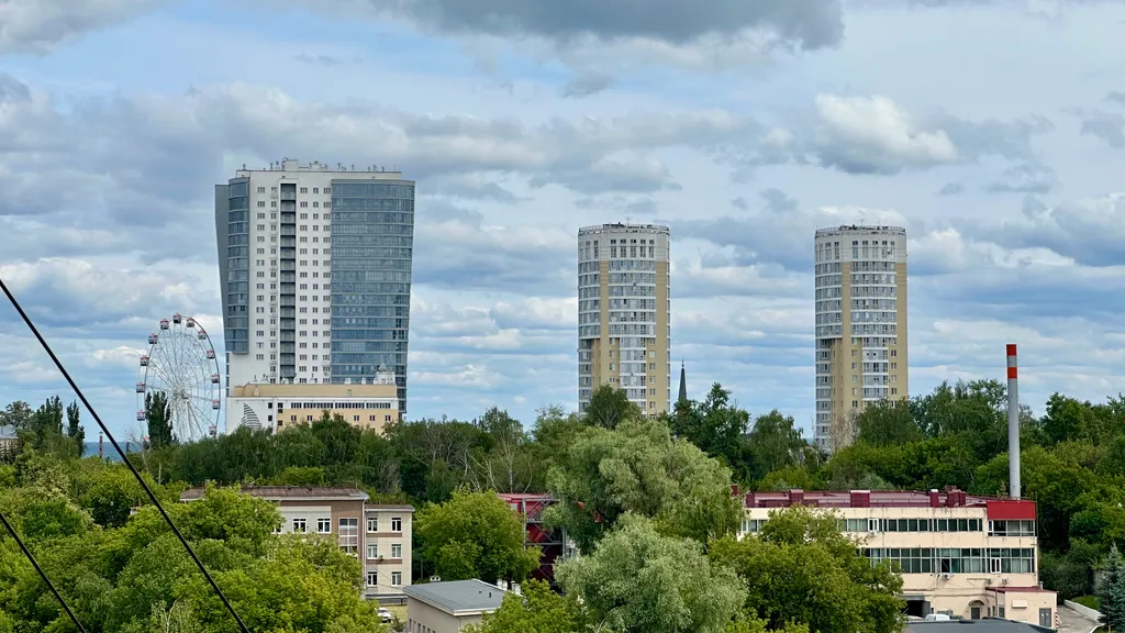 Квартира Квартира Центр, Вид из окна на канатную дорогу, Генкиной 102 — Нижний Новгород