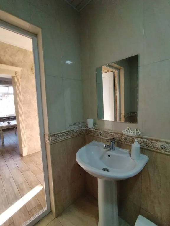 Коттедж Домик у озера — Дербент