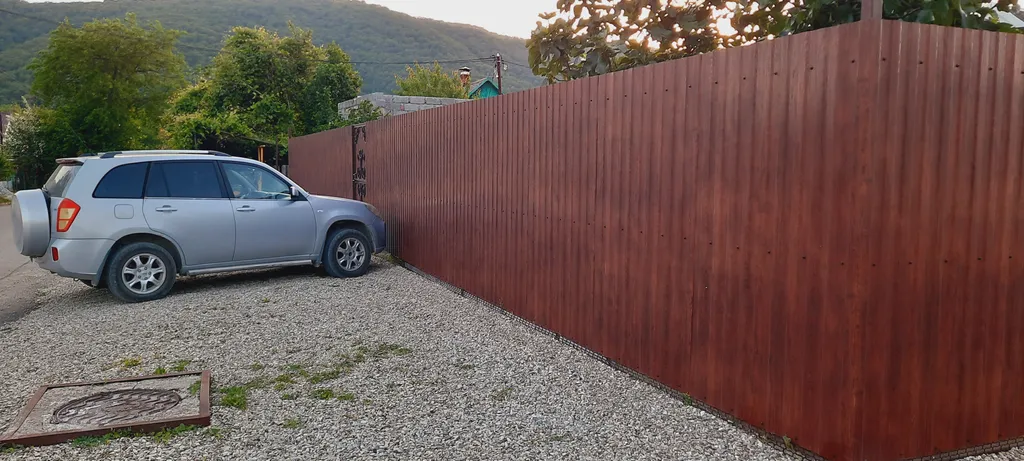 Коттедж Домик с отдельным двором — аренда посуточно в Береговое