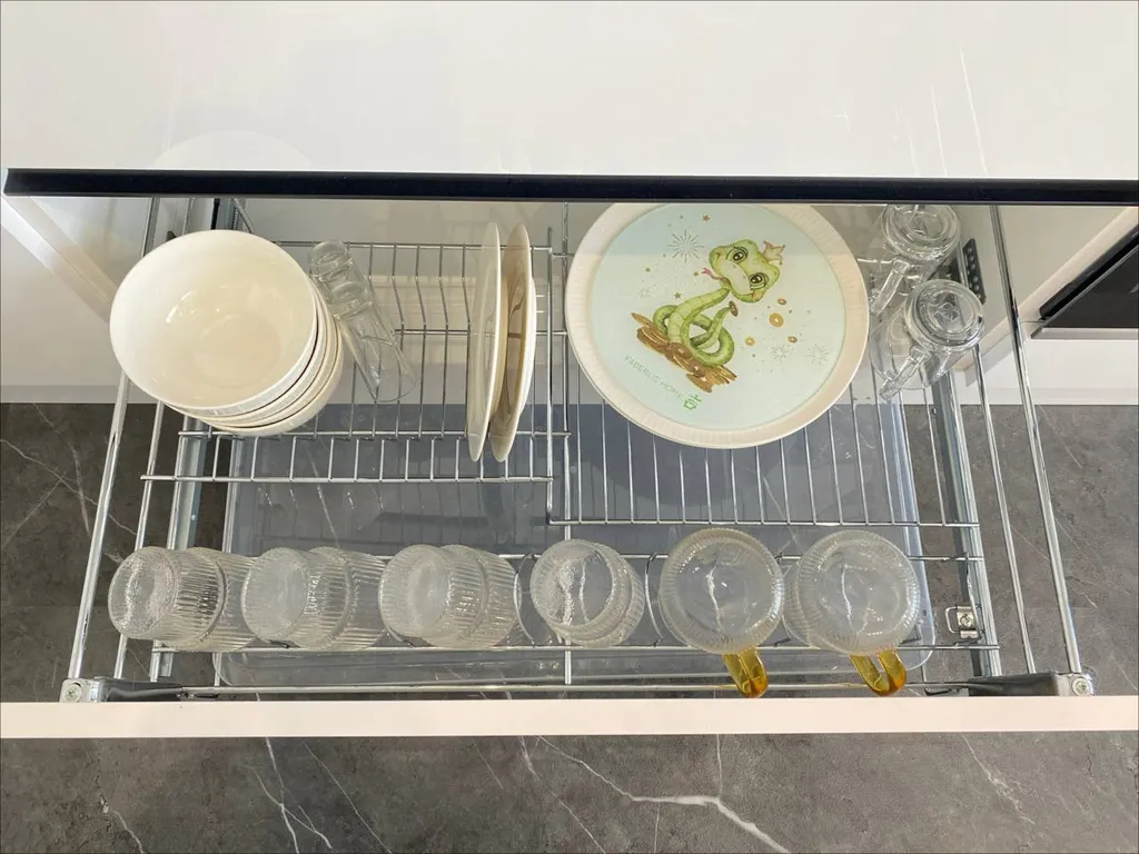 Шикарная квартира рядом трассой при заезде в город, со своей стоянкой