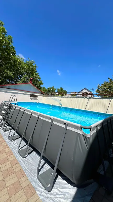 Шикарный дом в центре города с баней и бассейном