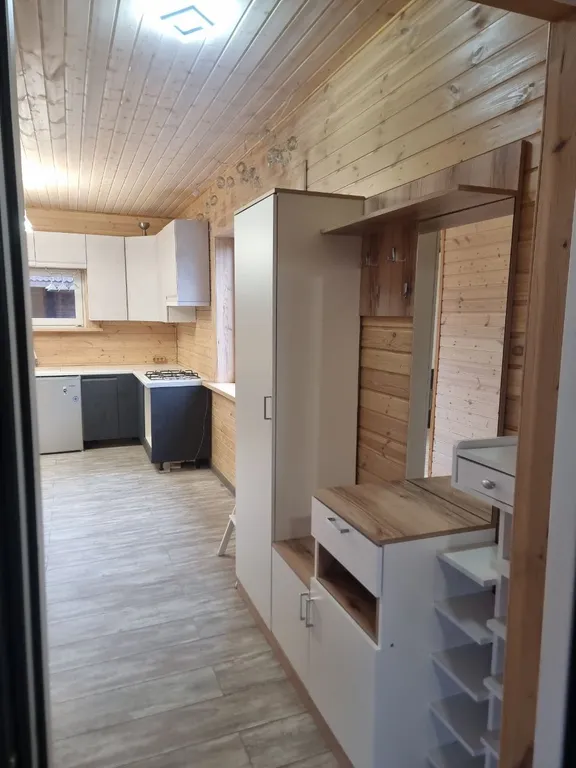 Дом с прудом