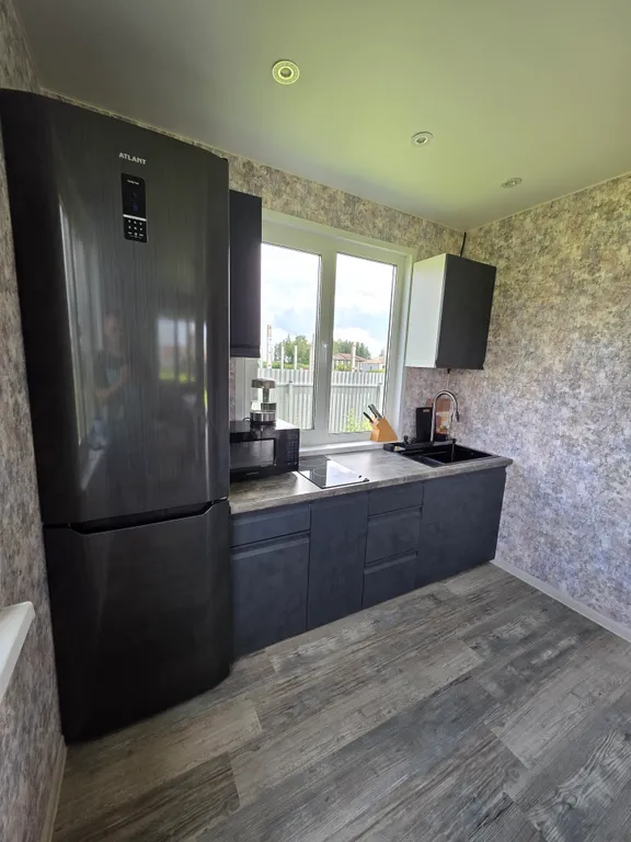 Коттедж на огромной территорией