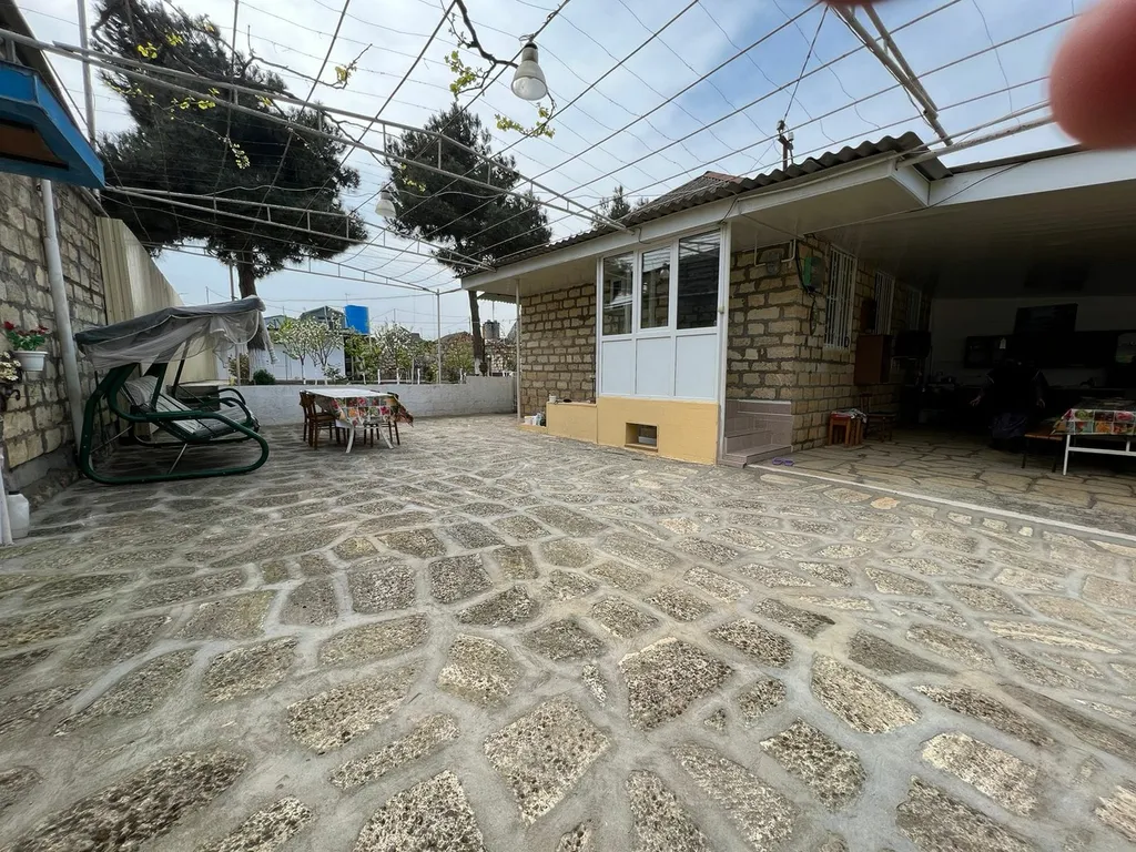 Уютная дача рядом с берегом моря