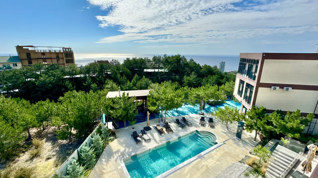 Таунхаус Фламинго, лесная зона, подогреваемый бассейн