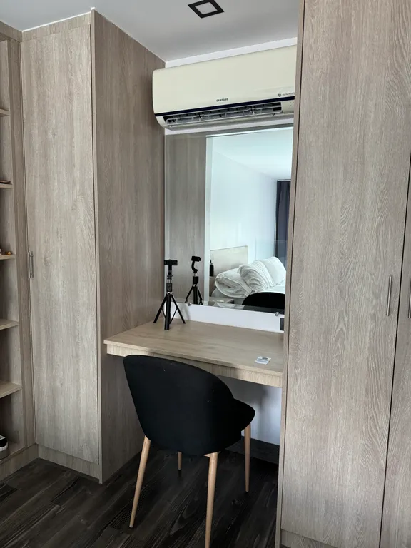 Двухуровневые апартаменты Utopia Loft