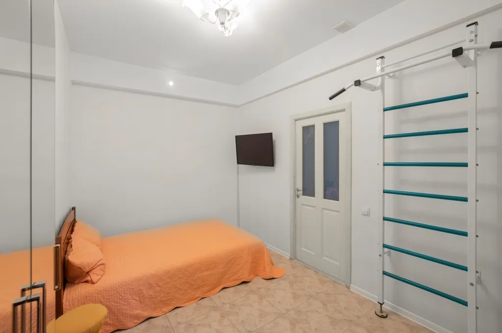 Дом три этажа