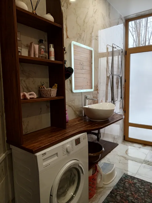 Парящий дом на Волге