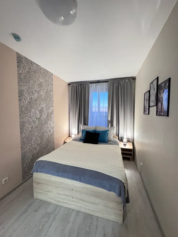 Уютная евродвухкомнатная квартира у Планеты — аренда посуточно в Пермь