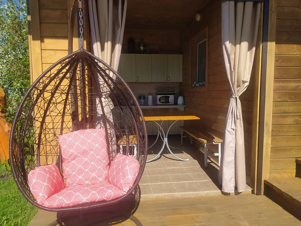 Гостевой домик у озера, деревня Смоленка