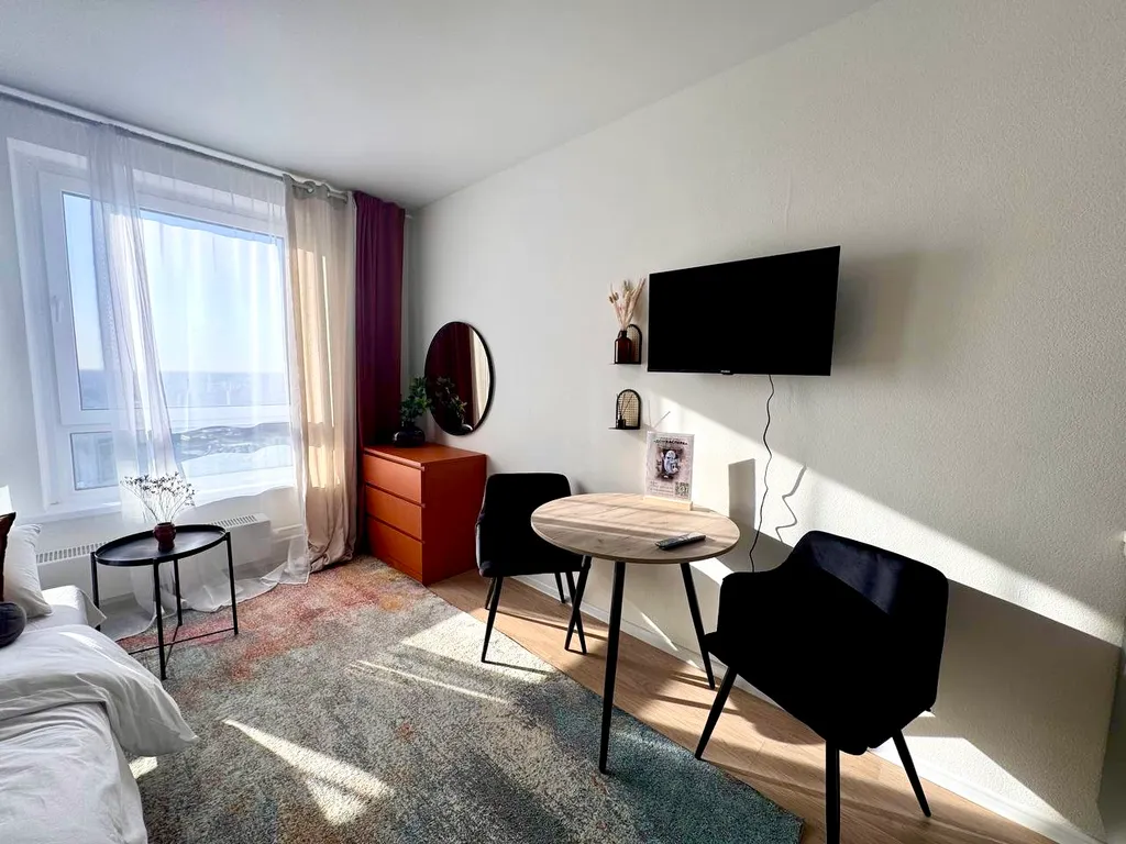 Дизайнерская видовая квартира на 33 этаже