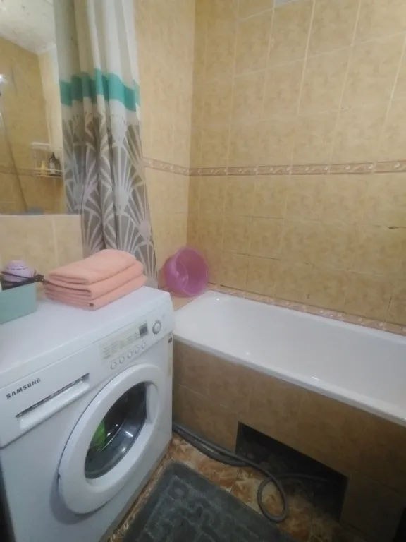 Благоустроенная квартира в тихом районе.