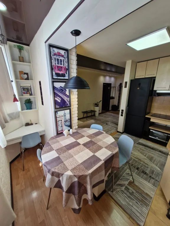 Шикарный апартамент на левом берегу столицы