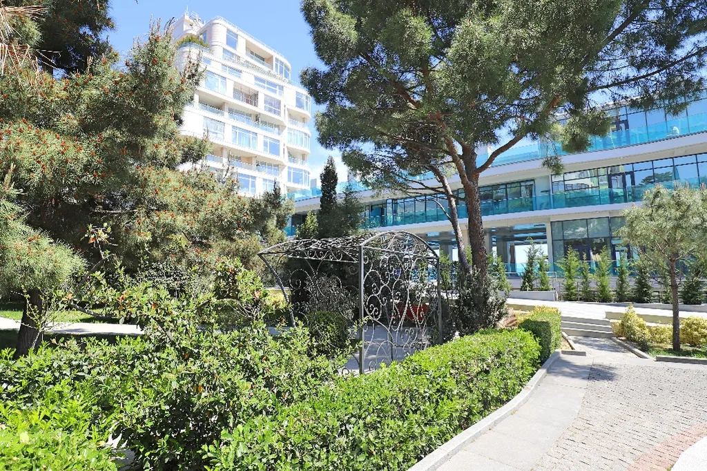 Дизайнерский vip апартамент в ЖК Лотос